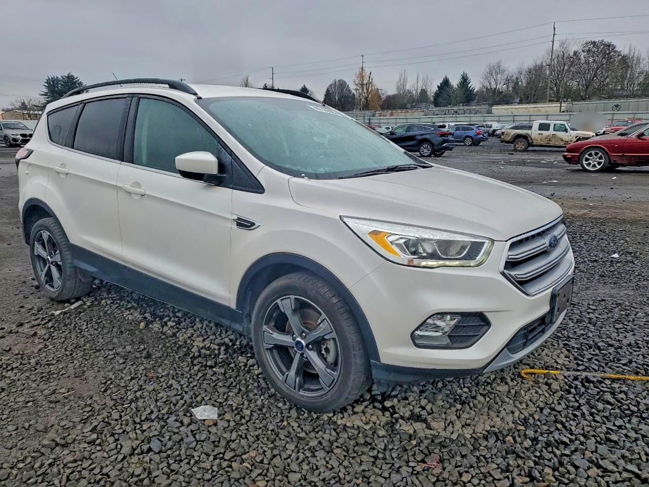 Ford Escape Se Image 7
