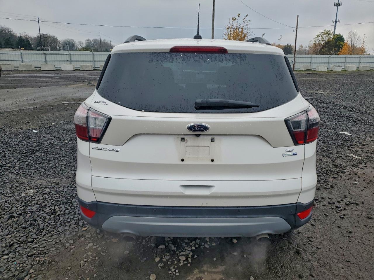 Ford Escape Se Image 2
