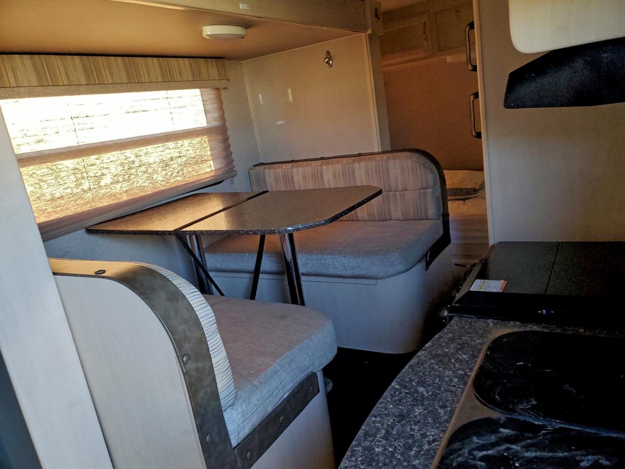 Trlr Load Trlr Image 4