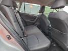 Toyota RAV4 Le Image 6
