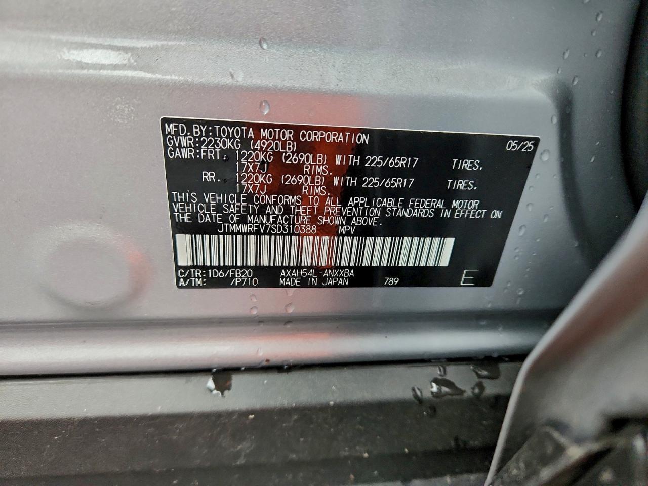 Toyota RAV4 Le Image 8