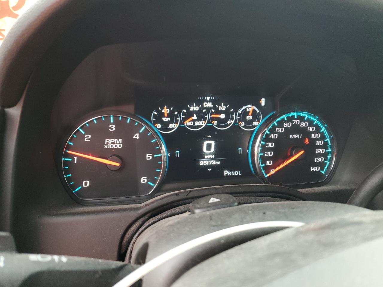 GMC Yukon Denali Image 8