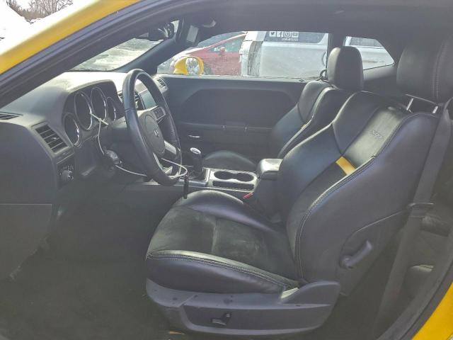 Dodge Challenger Srt-8 Image 3