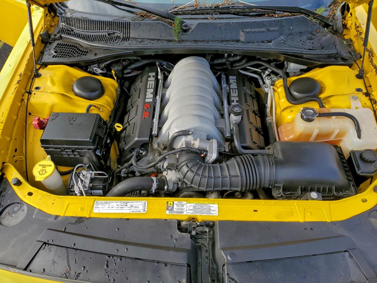 Dodge Challenger Srt-8 Image 7