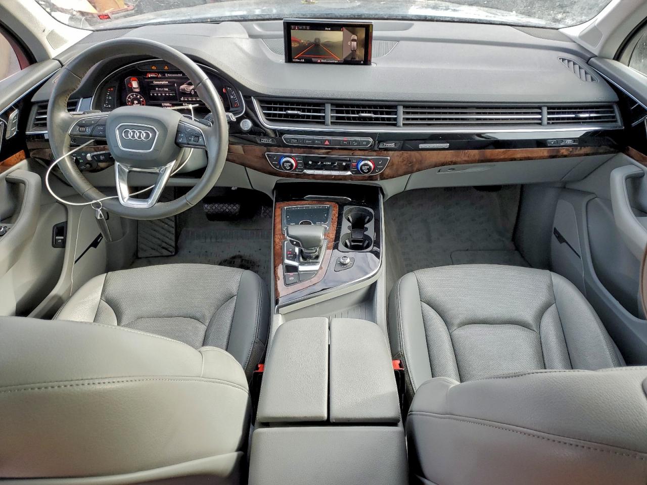 Audi Q7 Prestige Image 9