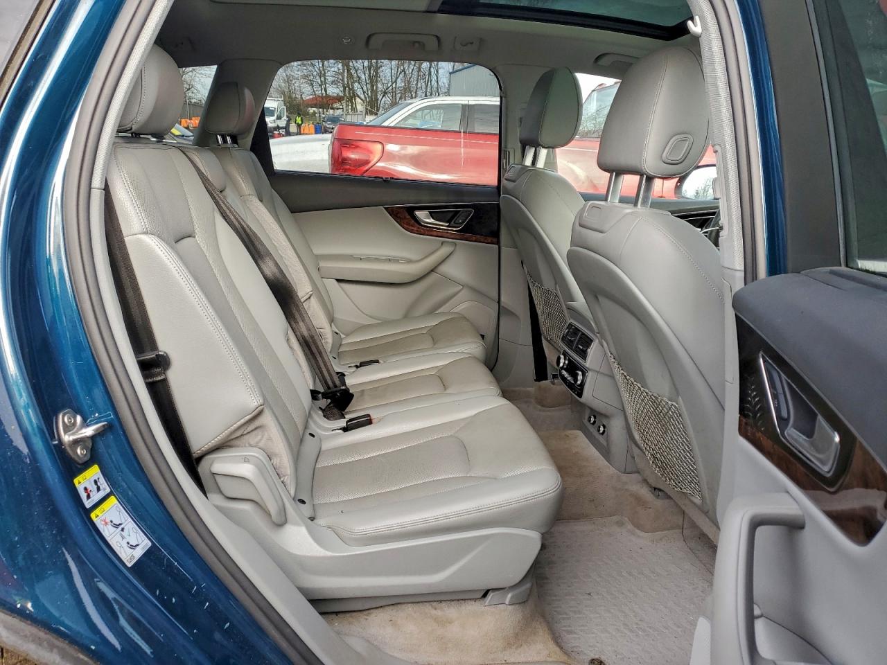 Audi Q7 Prestige Image 8
