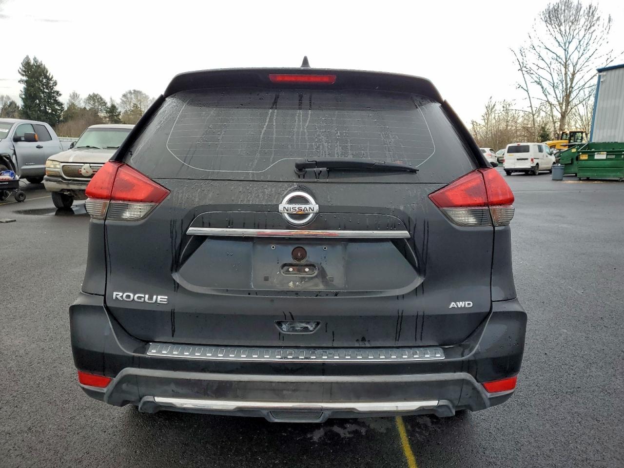 Nissan Rogue S Image 5