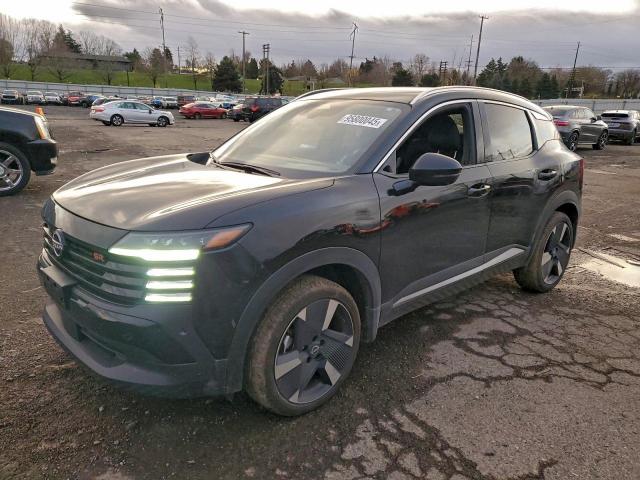  Salvage Nissan Kicks