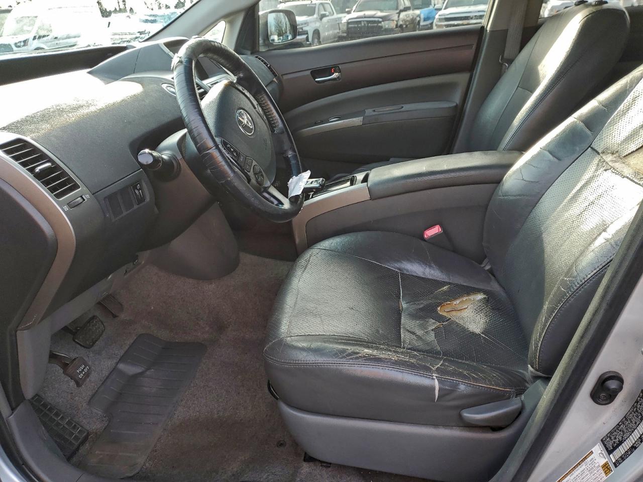 Toyota Prius Image 11