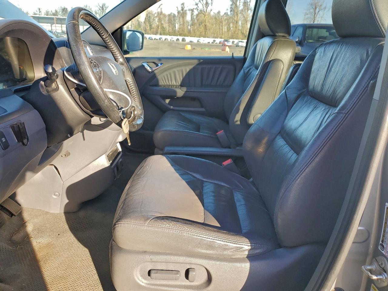 Honda Odyssey Exl Image 10