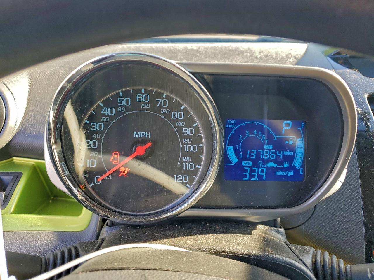 Chevrolet Spark 1lt Image 9