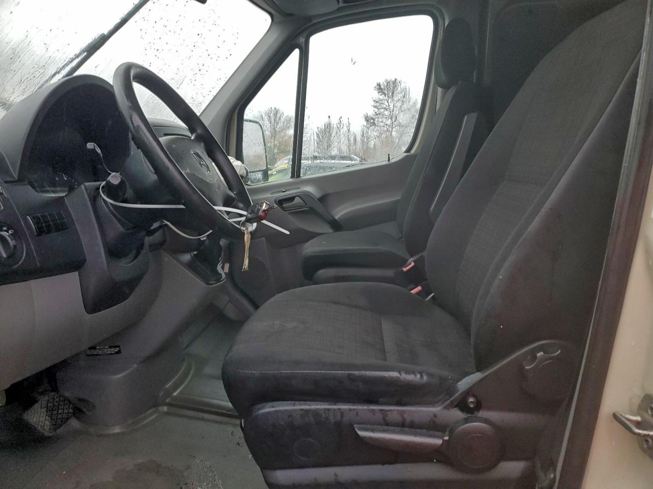 Mercedes-Benz Sprinter 3500 Image 2